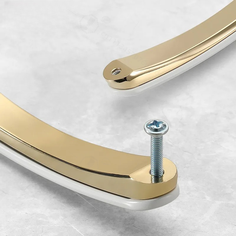 Moderne, schlichte Schrankgrif – Furniture And Hardware Bewertung und Preis